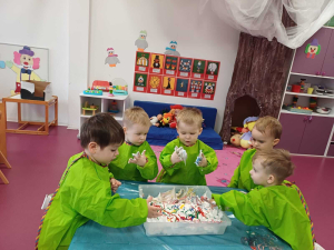 Klaun u “Pčelicama“