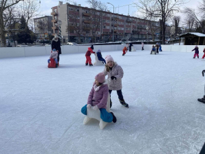 “Cvjetići“ na klizanju