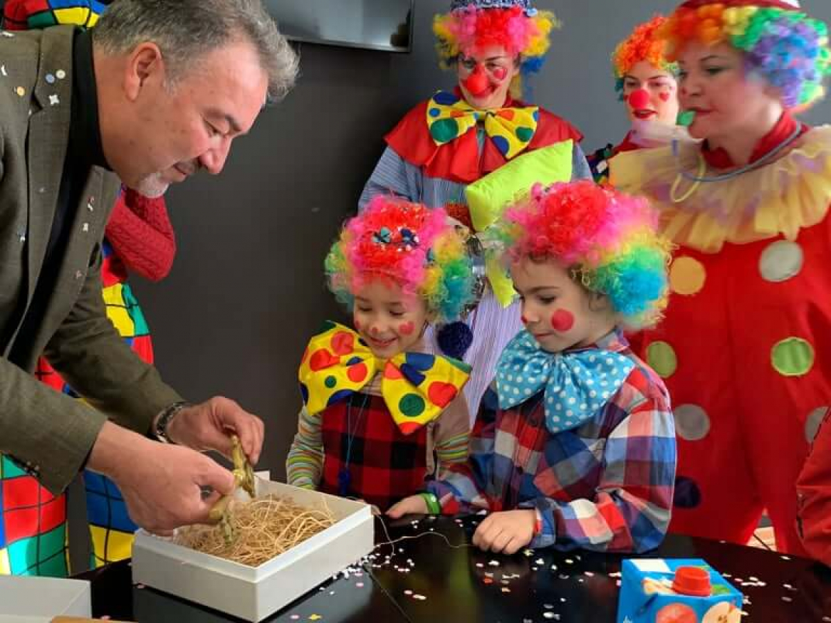 Maškare preuzele ključ grada